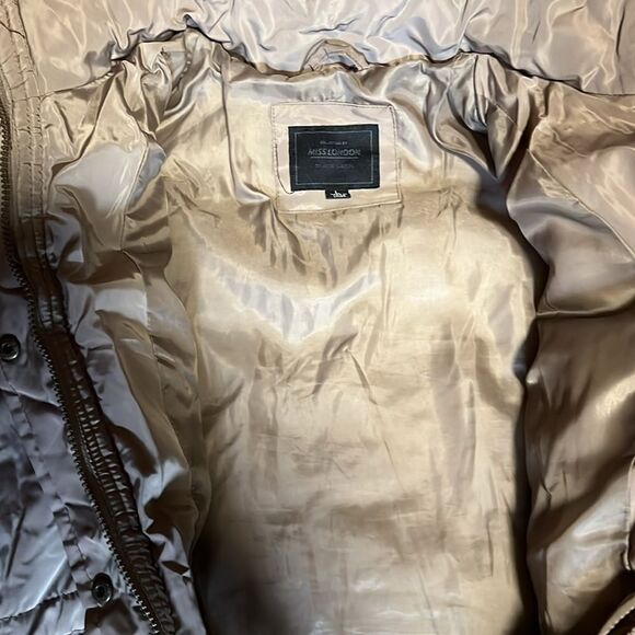 Miss London- black Label- winter jacket size L.  the hat is removable - Picture 7 of 10